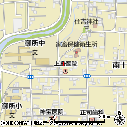 奈良県御所市690周辺の地図