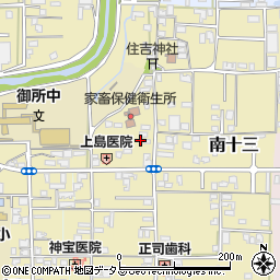 奈良県御所市693周辺の地図