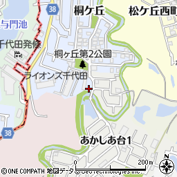 大阪府河内長野市自由ケ丘2-4周辺の地図