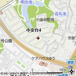 大阪府富田林市小金台4丁目7-8周辺の地図