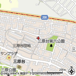 阪高ファインパーク三原台団地駐車場周辺の地図