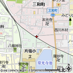 奈良県大和高田市三和町15-24周辺の地図