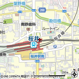 ファミリーマート近鉄桜井駅前店周辺の地図