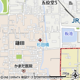 奈良県香芝市鎌田566-7周辺の地図