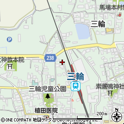 奈良県桜井市三輪460-25周辺の地図