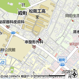 三重県松阪市殿町1225-1周辺の地図