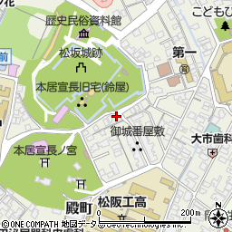 三重県松阪市殿町1388-3周辺の地図