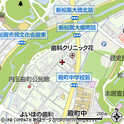 三重県松阪市内五曲町32-1周辺の地図
