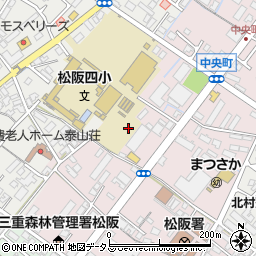 三重県松阪市中央町448周辺の地図