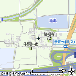 奈良県大和郡山市伊豆七条町215-2周辺の地図