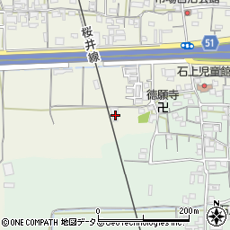 奈良県天理市櫟本町24周辺の地図