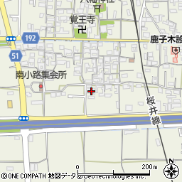 奈良県天理市櫟本町412周辺の地図