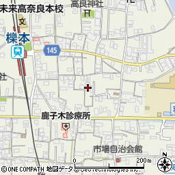奈良県天理市櫟本町812周辺の地図