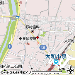 吉本小泉ビル周辺の地図