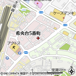 三重県名張市希央台５番町57周辺の地図