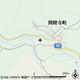 奈良県奈良市興隆寺町330周辺の地図