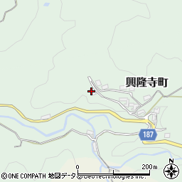 奈良県奈良市興隆寺町498周辺の地図