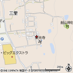 奈良県生駒郡平群町三里296周辺の地図