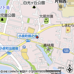カーブスヤマト小泉店周辺の地図