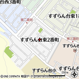三重県名張市すずらん台東２番町114周辺の地図