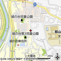 奈良県大和郡山市城町1555-2周辺の地図