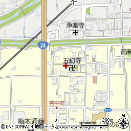 奈良県奈良市杏町331周辺の地図