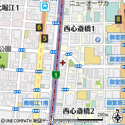 ファミリーマートアメ村三角公園前店周辺の地図
