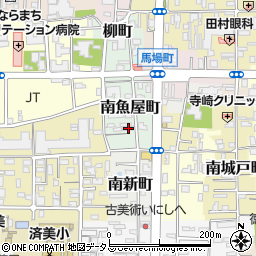 奈良県奈良市南魚屋町15-3周辺の地図