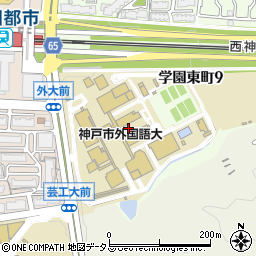 神戸市外国語大学　楠ケ丘会館周辺の地図