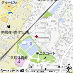 三重県津市久居野村町3017-15周辺の地図