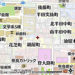 奈良県奈良市南半田西町22-2周辺の地図