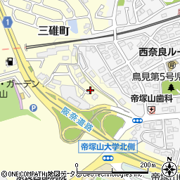 奈良県奈良市三碓町2111-20周辺の地図