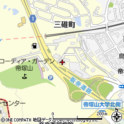 奈良県奈良市三碓町2130-4周辺の地図