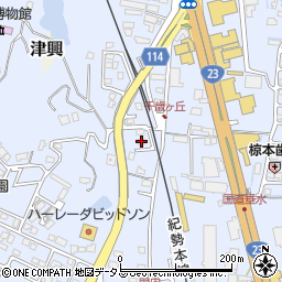 三重県津市垂水427-2周辺の地図