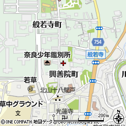 奈良県奈良市興善院町1周辺の地図