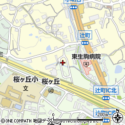 奈良県生駒市小明町1538-8周辺の地図