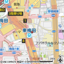 ファミリーマート東梅田駅前店周辺の地図
