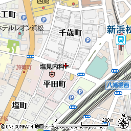 トラヤ氷店周辺の地図