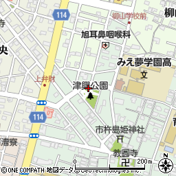 津興公園トイレ周辺の地図