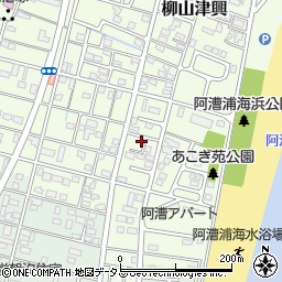 三重県津市柳山津興332-12周辺の地図