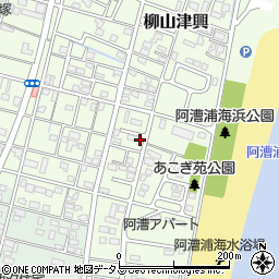 三重県津市柳山津興331-10周辺の地図