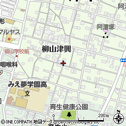 三重県津市柳山津興1450周辺の地図