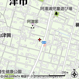 三重県津市柳山津興653-1周辺の地図