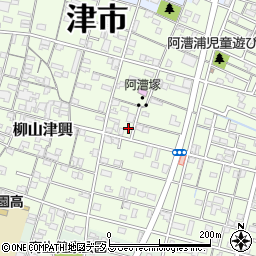 三重県津市柳山津興639周辺の地図