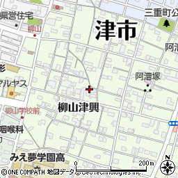 三重県津市柳山津興1478周辺の地図
