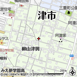 三重県津市柳山津興1594周辺の地図