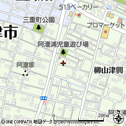 三重県津市柳山津興367-13周辺の地図