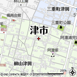 三重県津市柳山津興1634-6周辺の地図