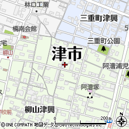 三重県津市柳山津興1634-1周辺の地図