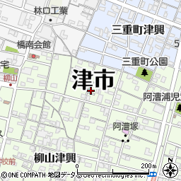 三重県津市柳山津興1634-11周辺の地図